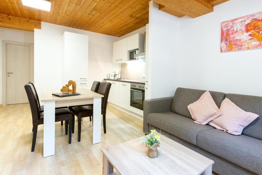 Appartements Fam. Gleinser Mirella Neustift im Stubaital Exterior photo