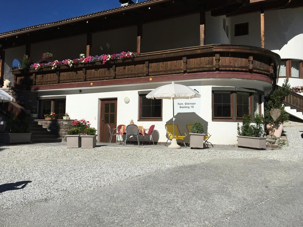 Appartements Fam. Gleinser Mirella Neustift im Stubaital Exterior photo